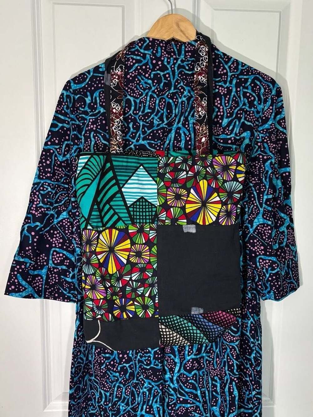 Zuri Icy Hot Shirt Dress Size M/Long Navy Blue Print - Picture 8 of 10